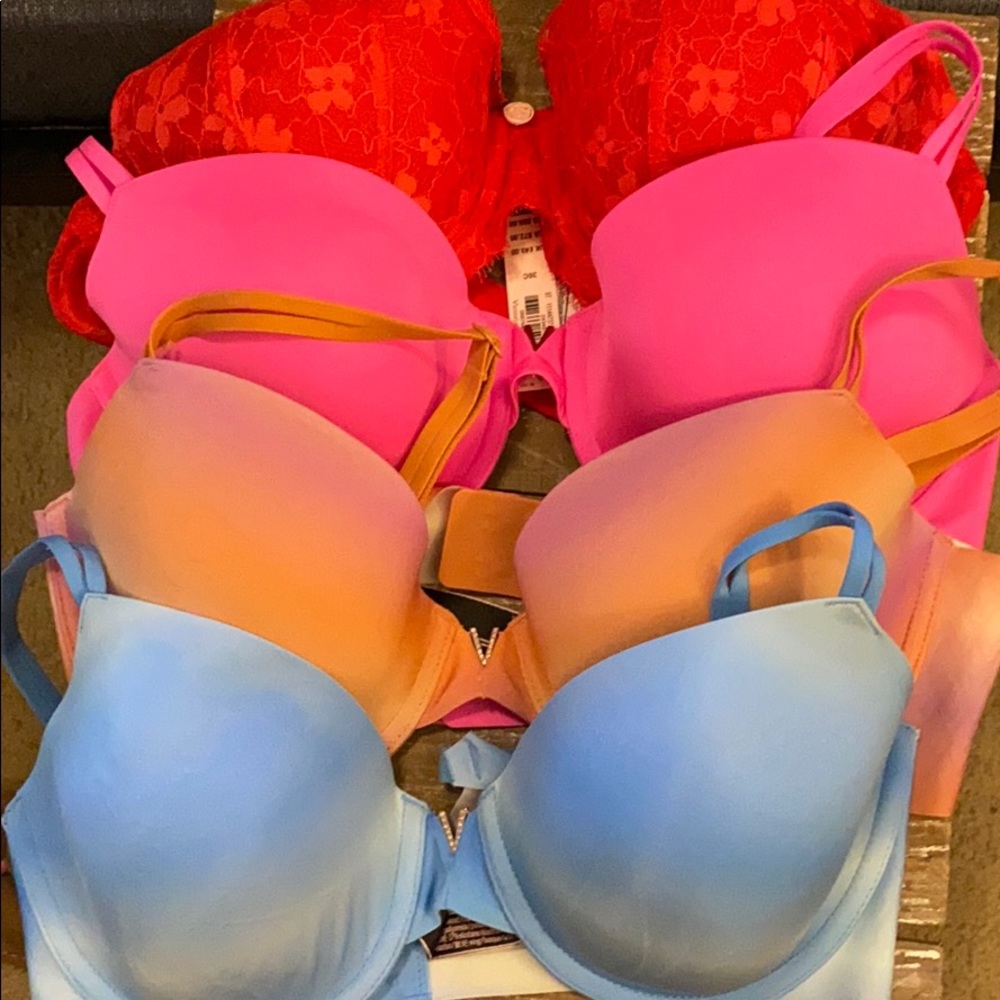 Victoria secrets not so mystery bra box